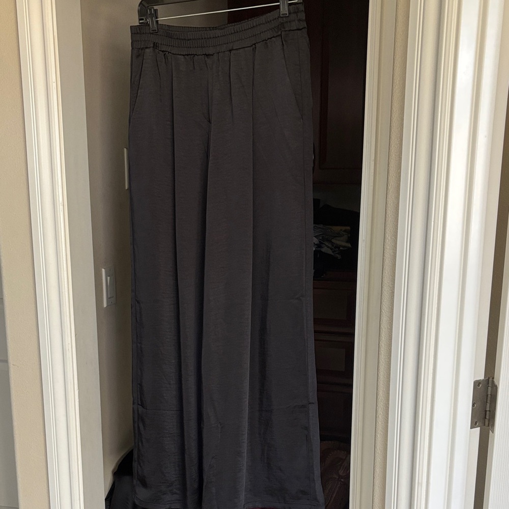 Forever 21 Women's Black Wide Leg Pants